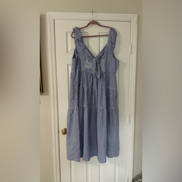 Old Navy Tiered Seersucker All-Day Maxi Dress Size 3X - Picture 10 of 10